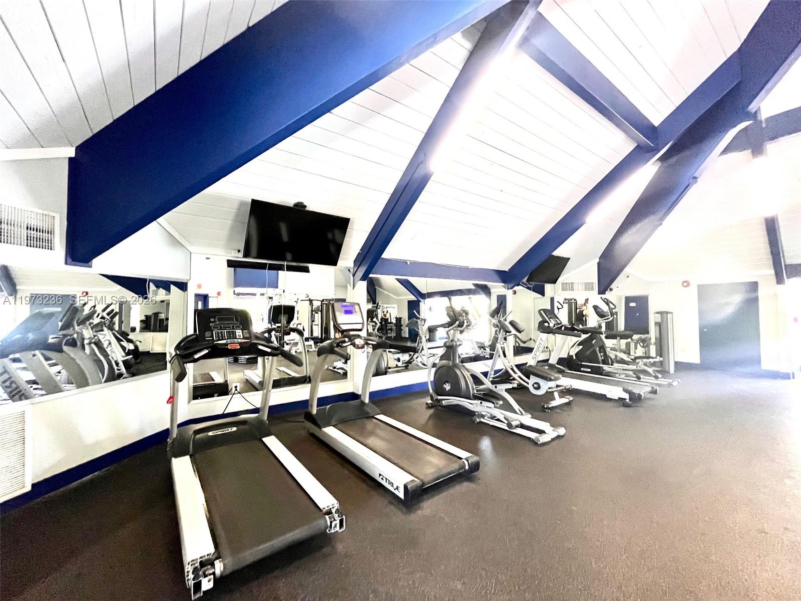 GREENWICH PH I CONDO - Residential