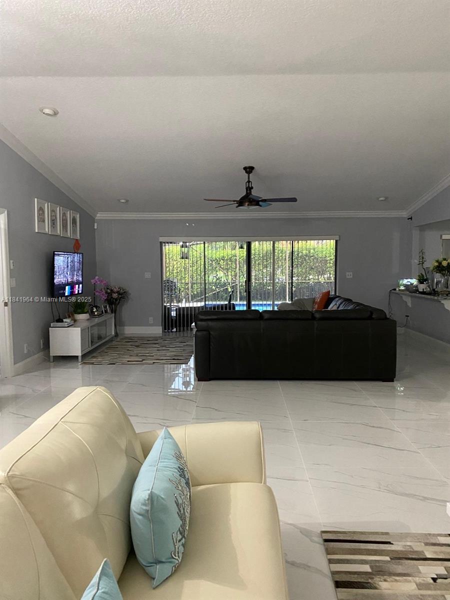 BOCA GREENS 1 - Residential