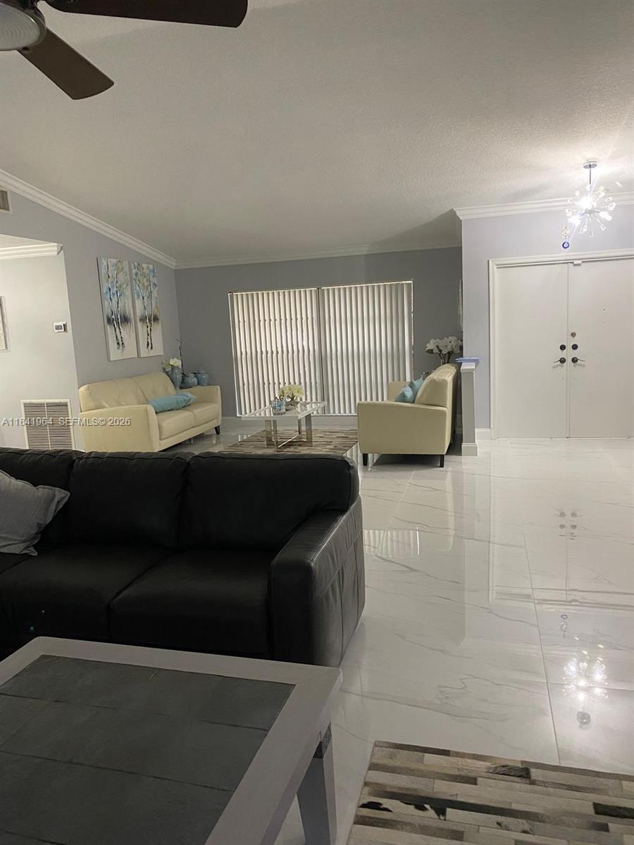 BOCA GREENS 1 - Residential