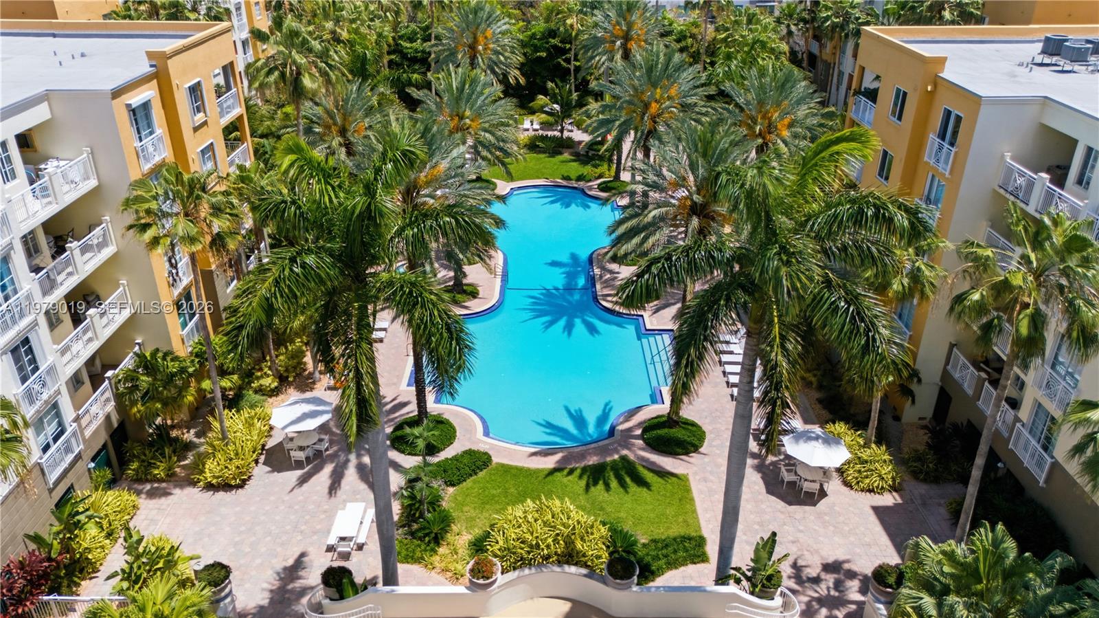 THE COURTS AT SOUTH BEACH - Residential