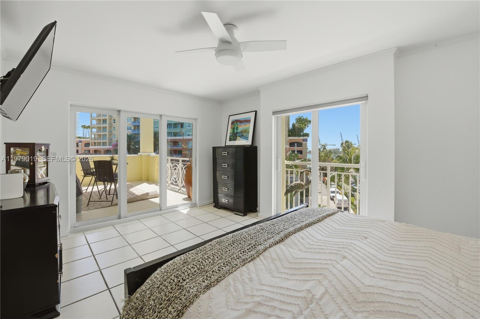 THE COURTS AT SOUTH BEACH - Residential