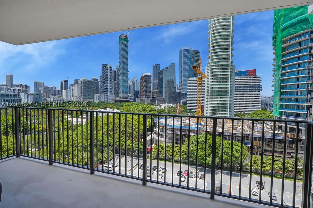 1901 Brickell Ave B1512