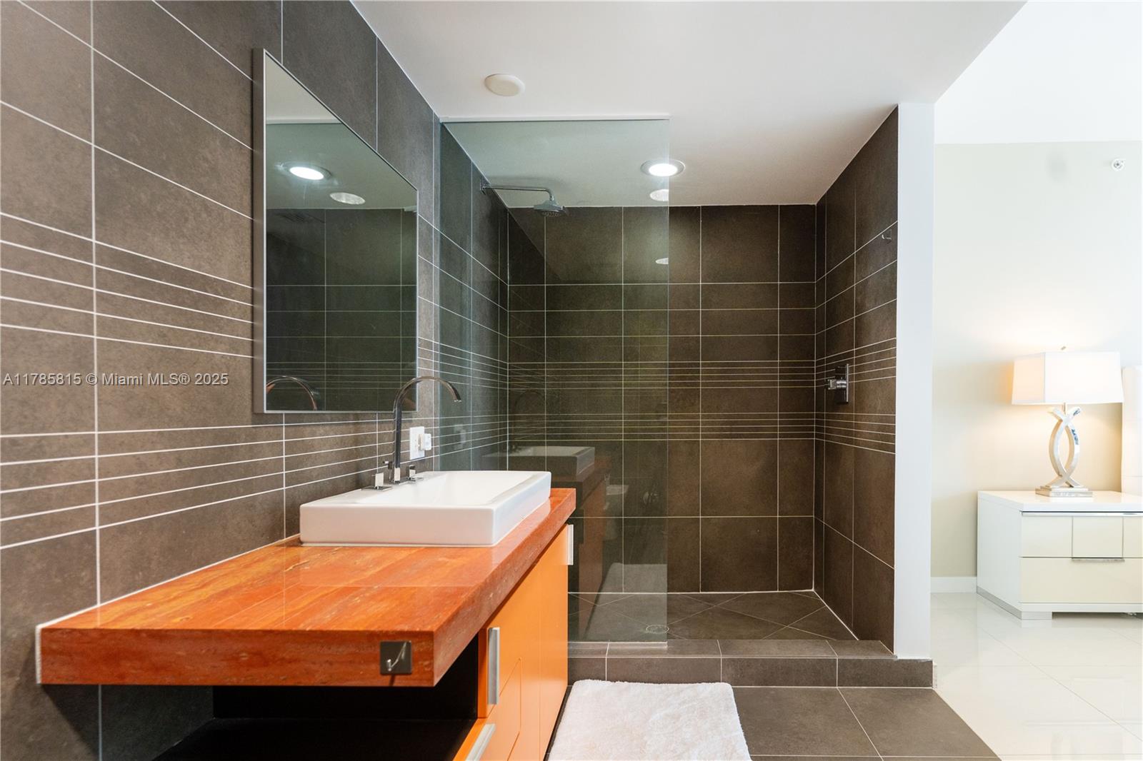 ARTEPARK NORTH CONDO - Residential