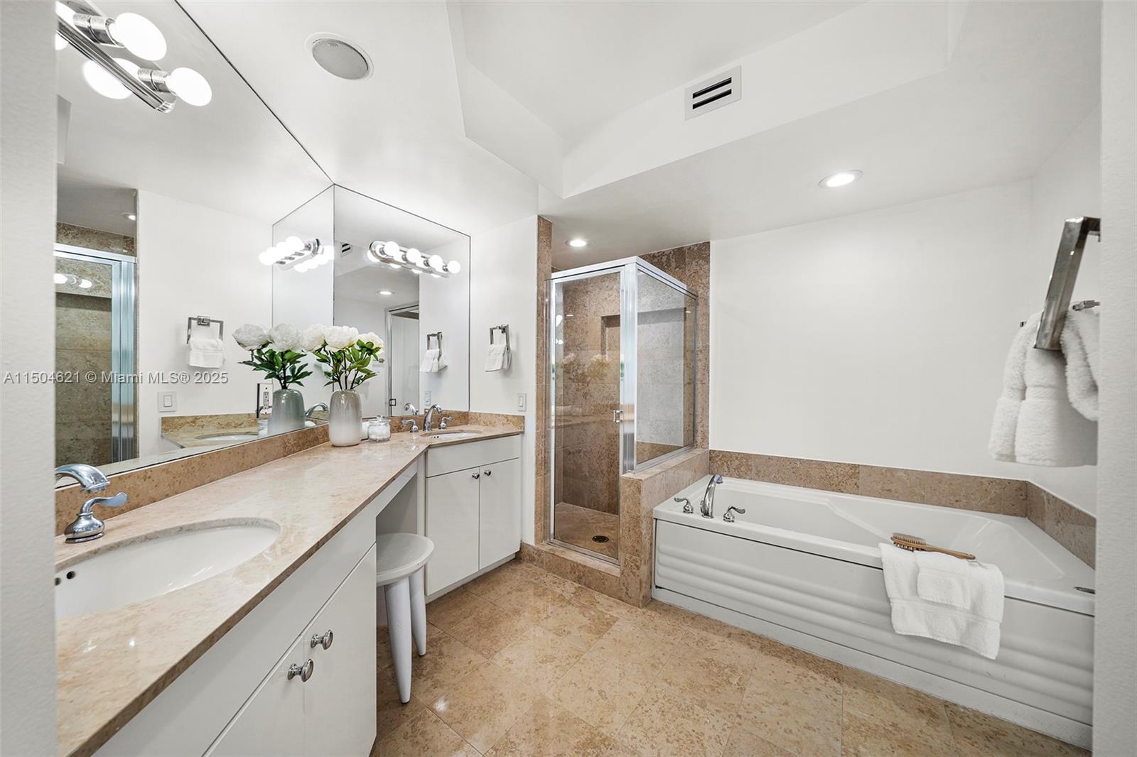 GREEN DIAMOND CONDO - Residential