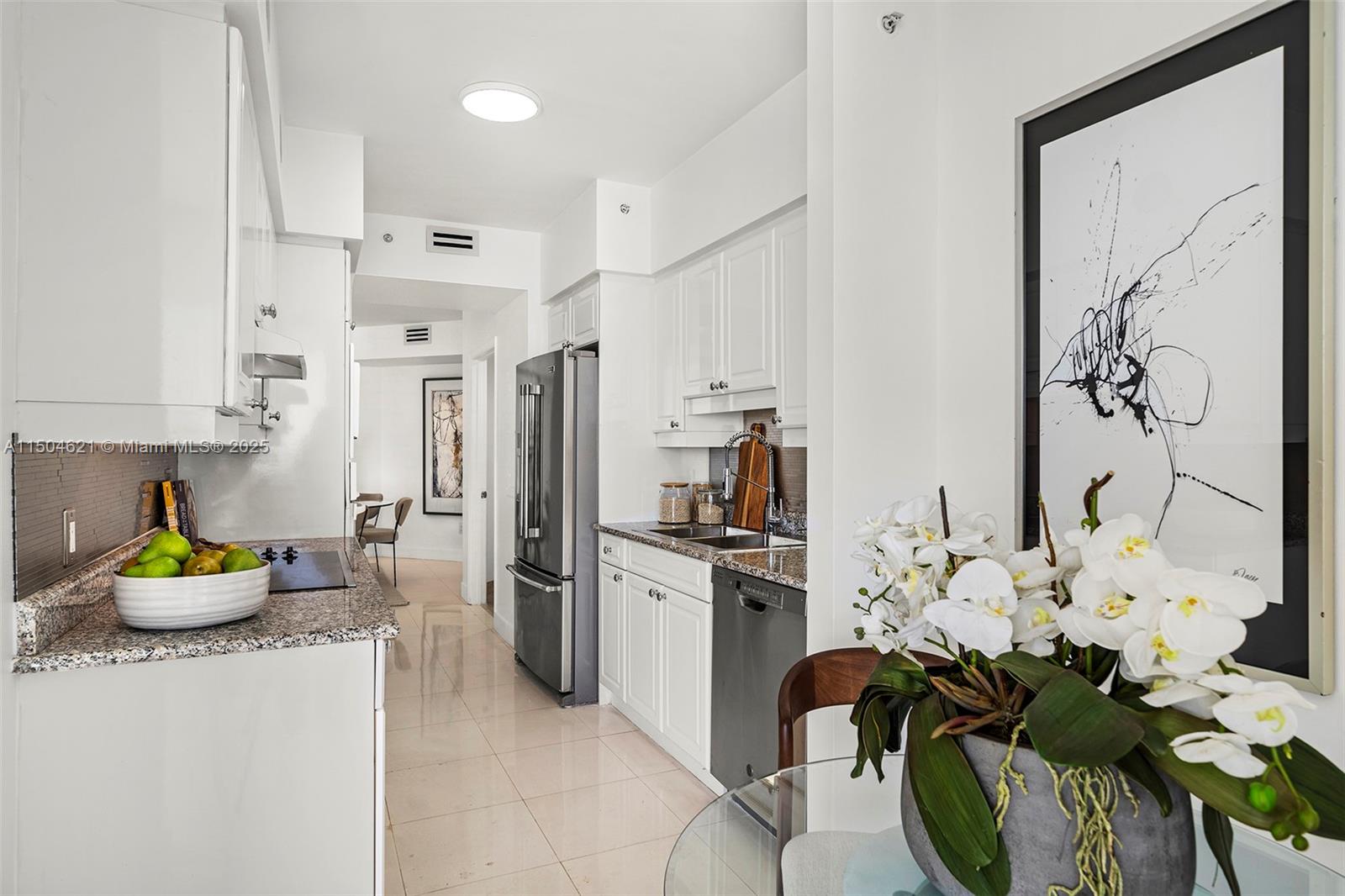 GREEN DIAMOND CONDO - Residential