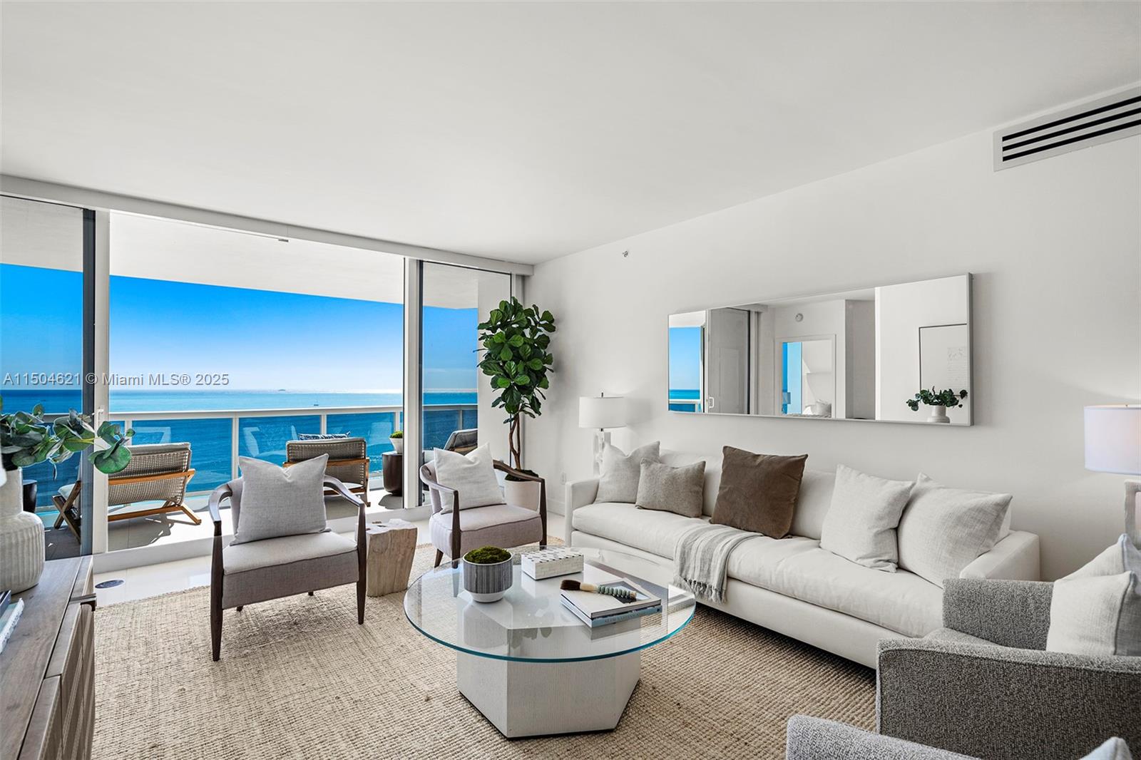 GREEN DIAMOND CONDO - Residential