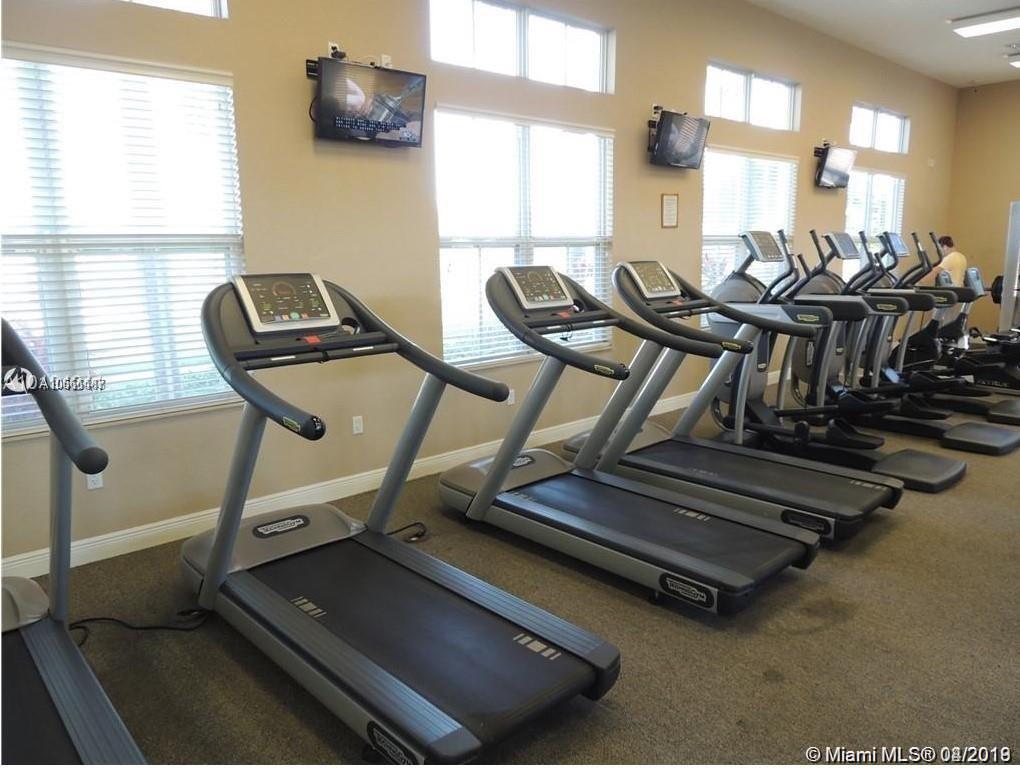 THE SHORES CONDO NO 3 - Residential Lease