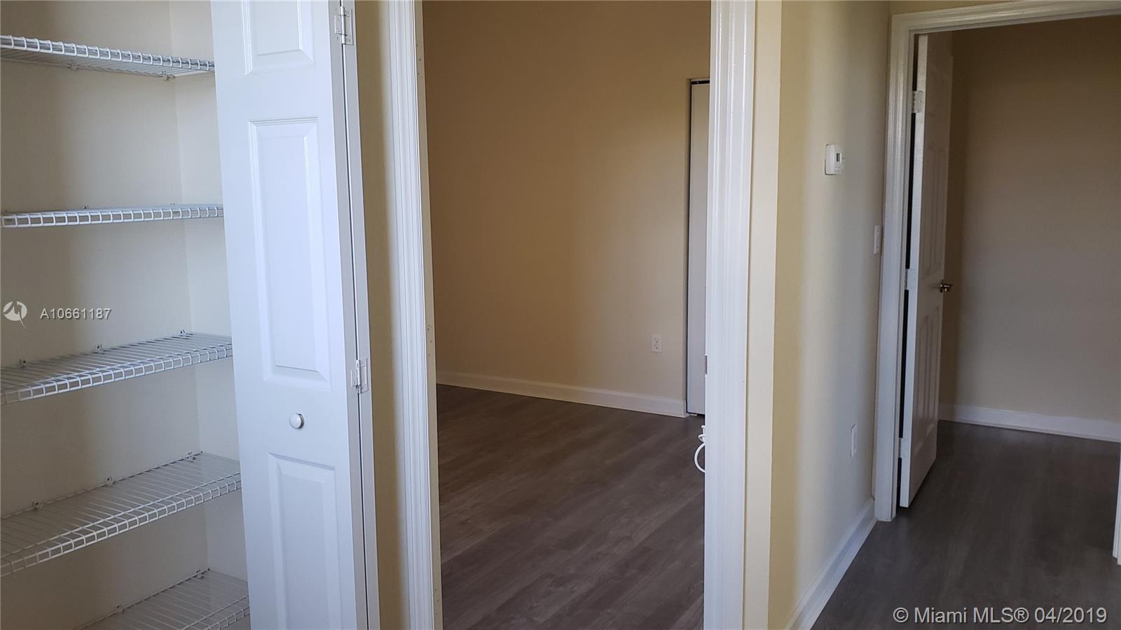THE SHORES CONDO NO 3 - Residential Lease