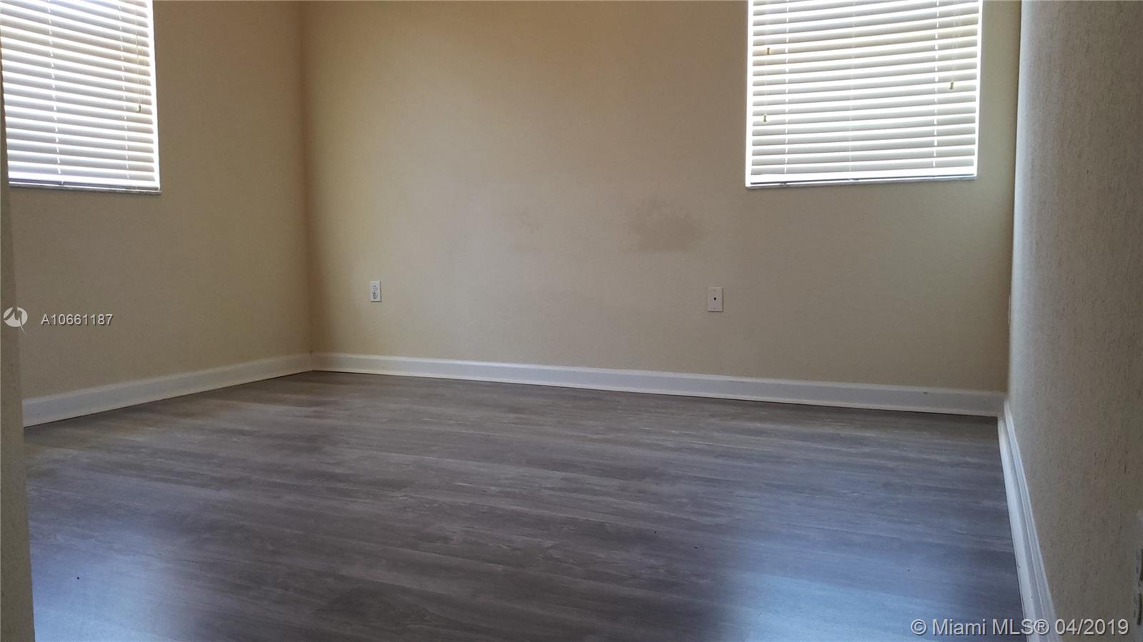 THE SHORES CONDO NO 3 - Residential Lease