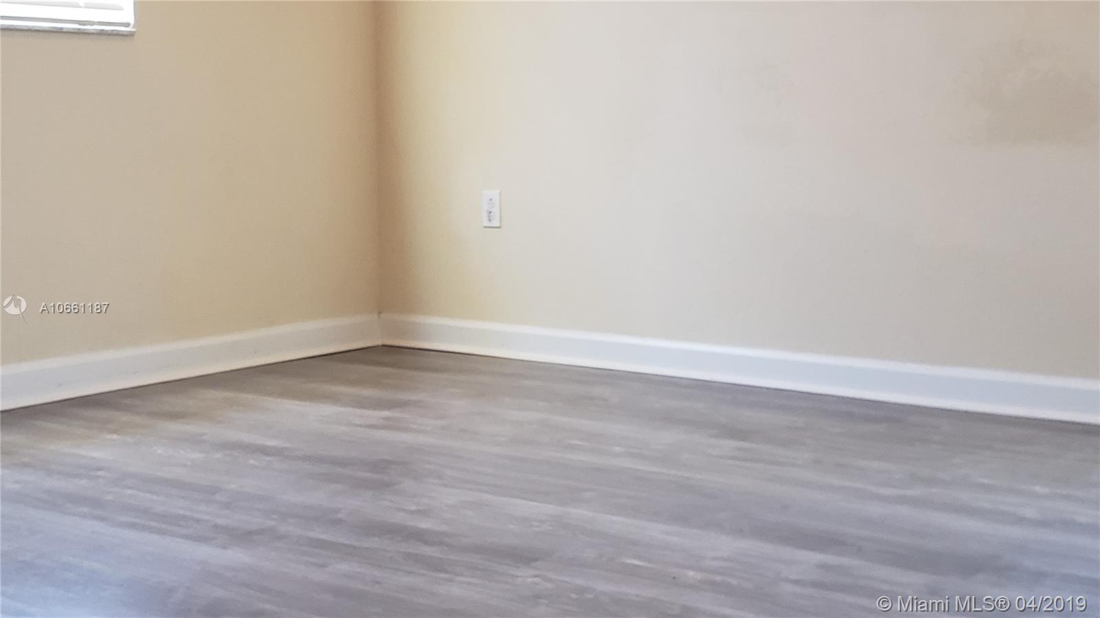 THE SHORES CONDO NO 3 - Residential Lease