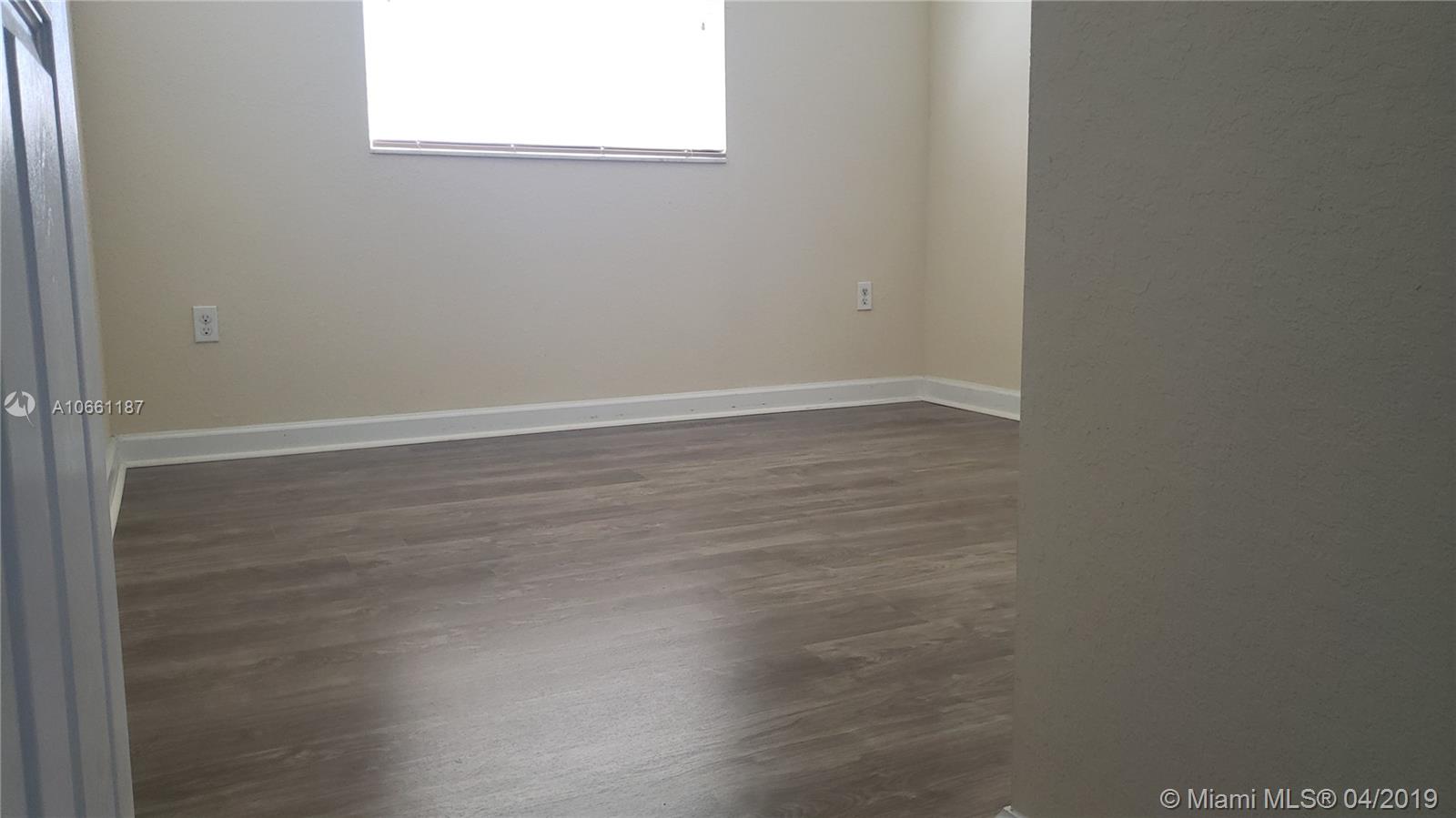 THE SHORES CONDO NO 3 - Residential Lease