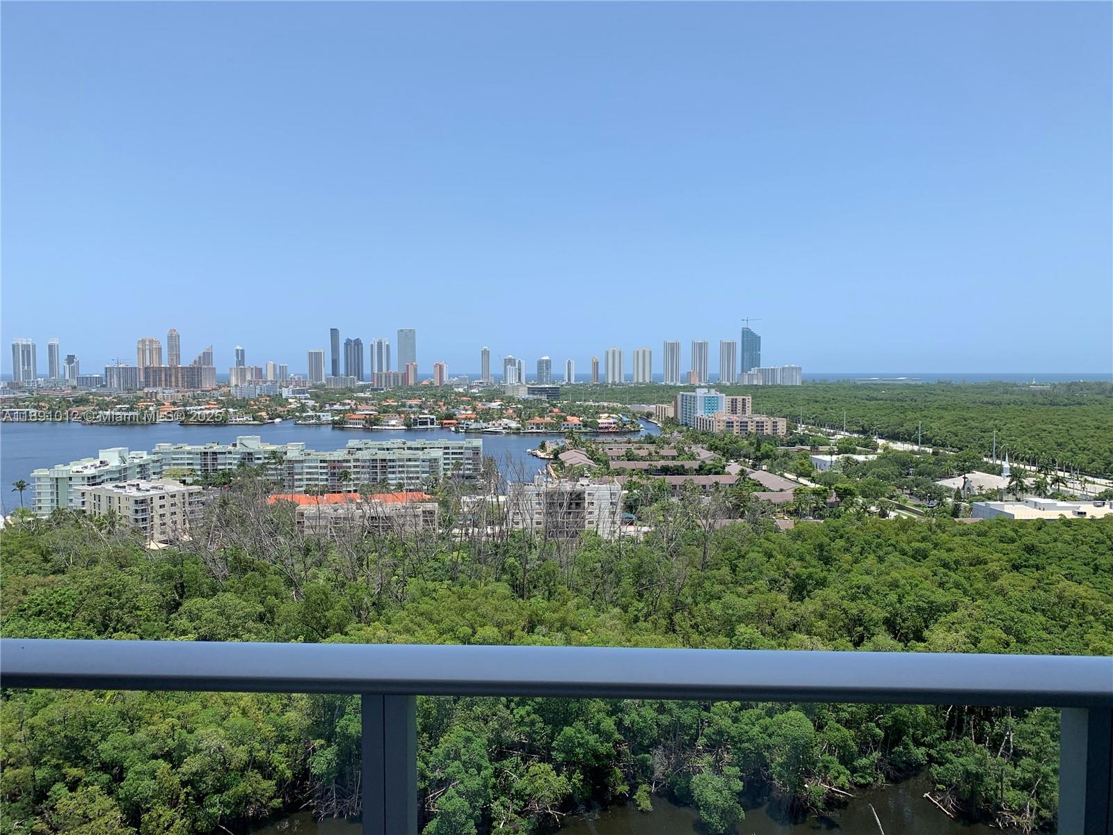 THE HARBOUR SOUTH CONDO - Residential Lease
