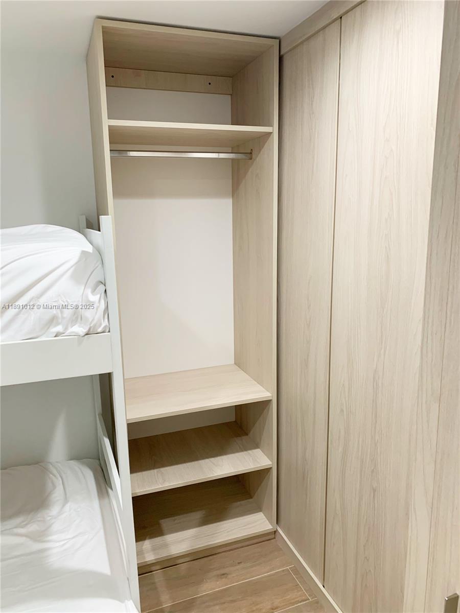 THE HARBOUR SOUTH CONDO - Residential Lease