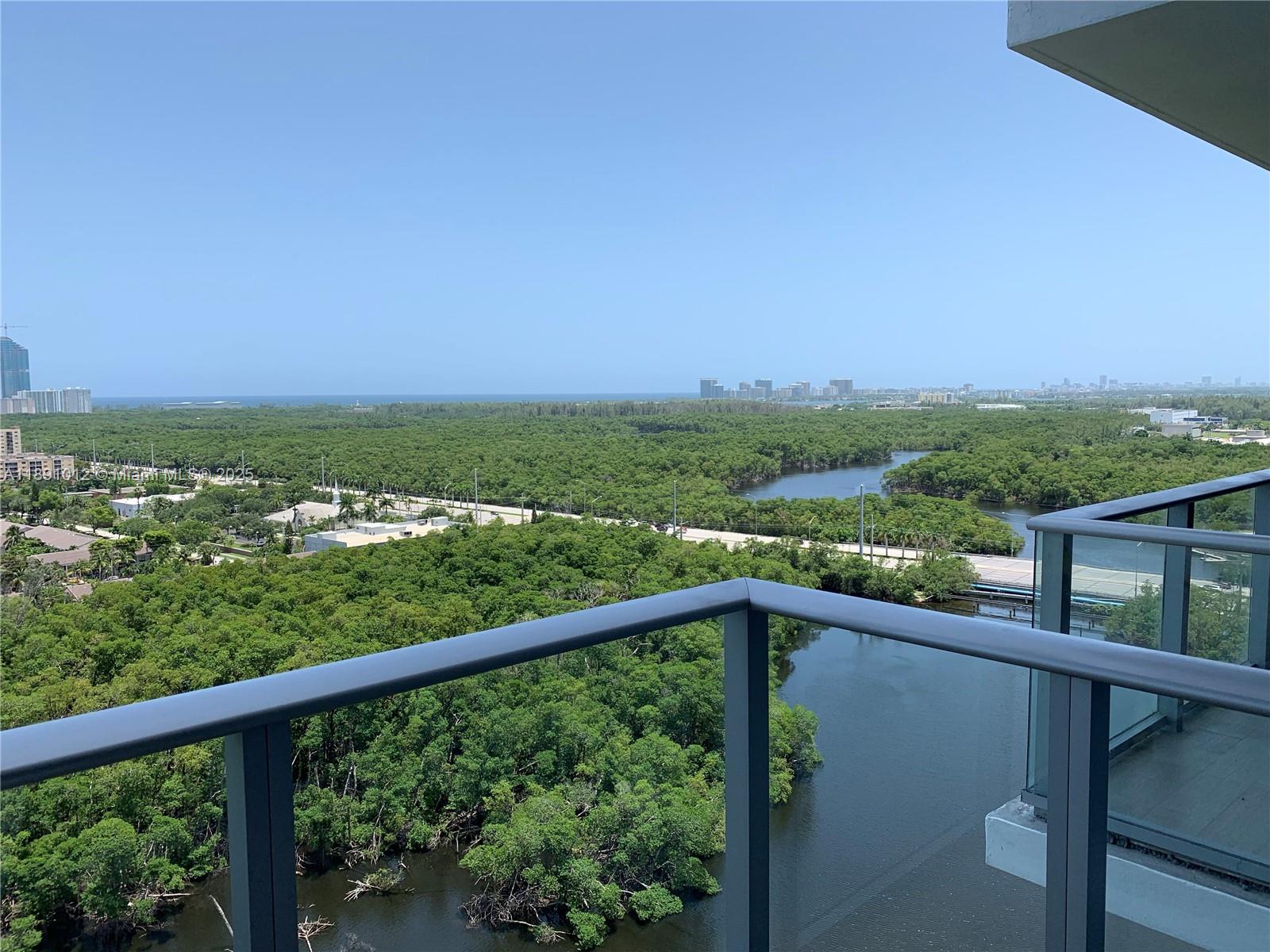 THE HARBOUR SOUTH CONDO - Residential Lease