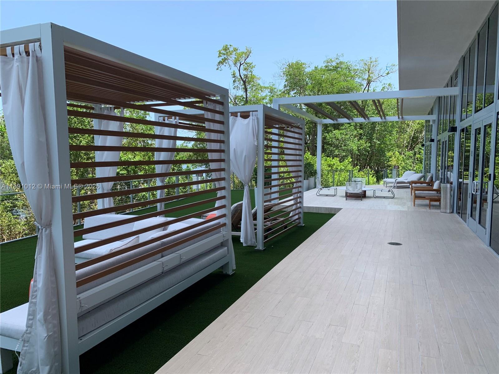 THE HARBOUR SOUTH CONDO - Residential Lease