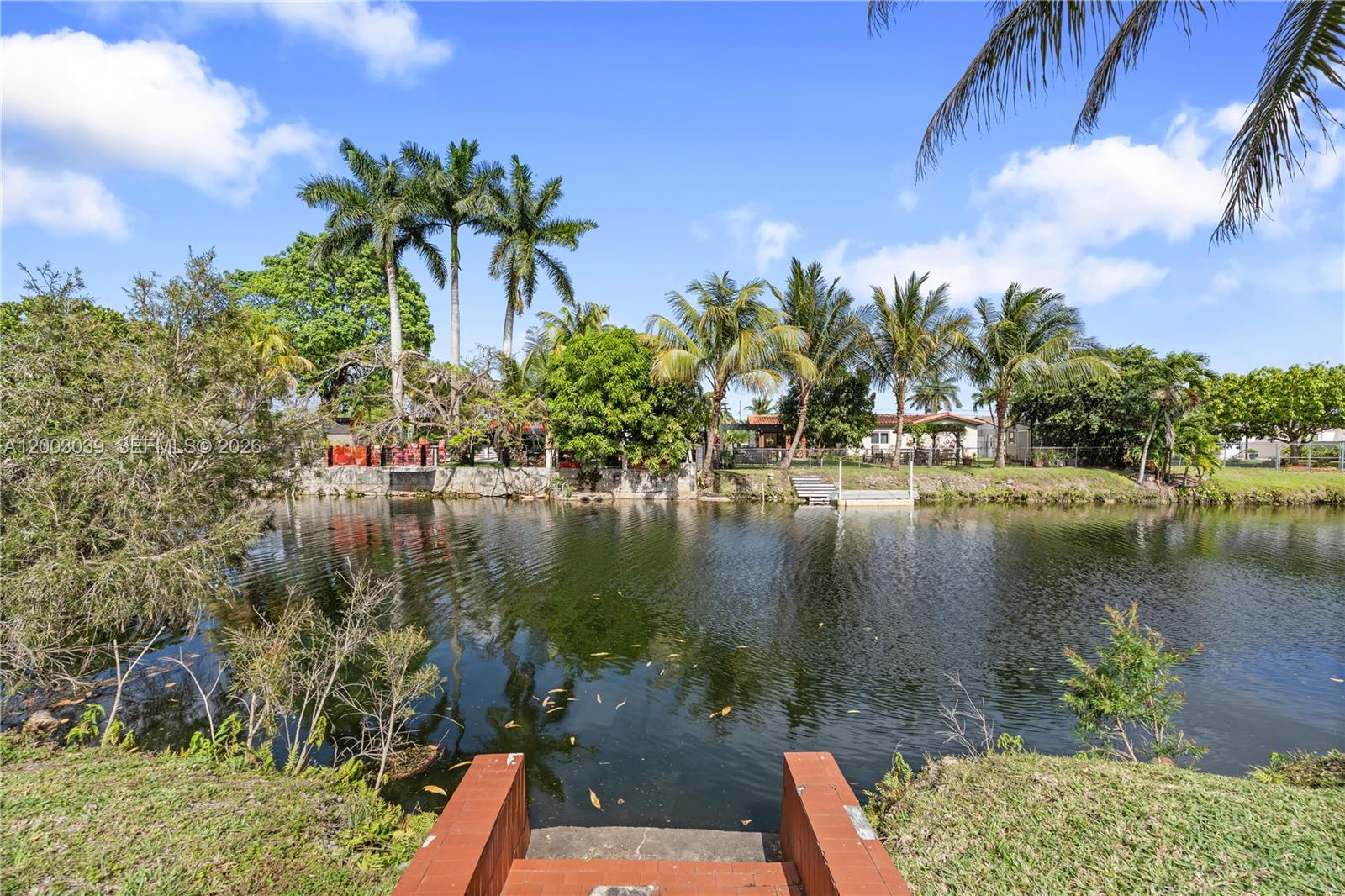 SOUTHERN ESTS 7TH ADDN SE - Residential