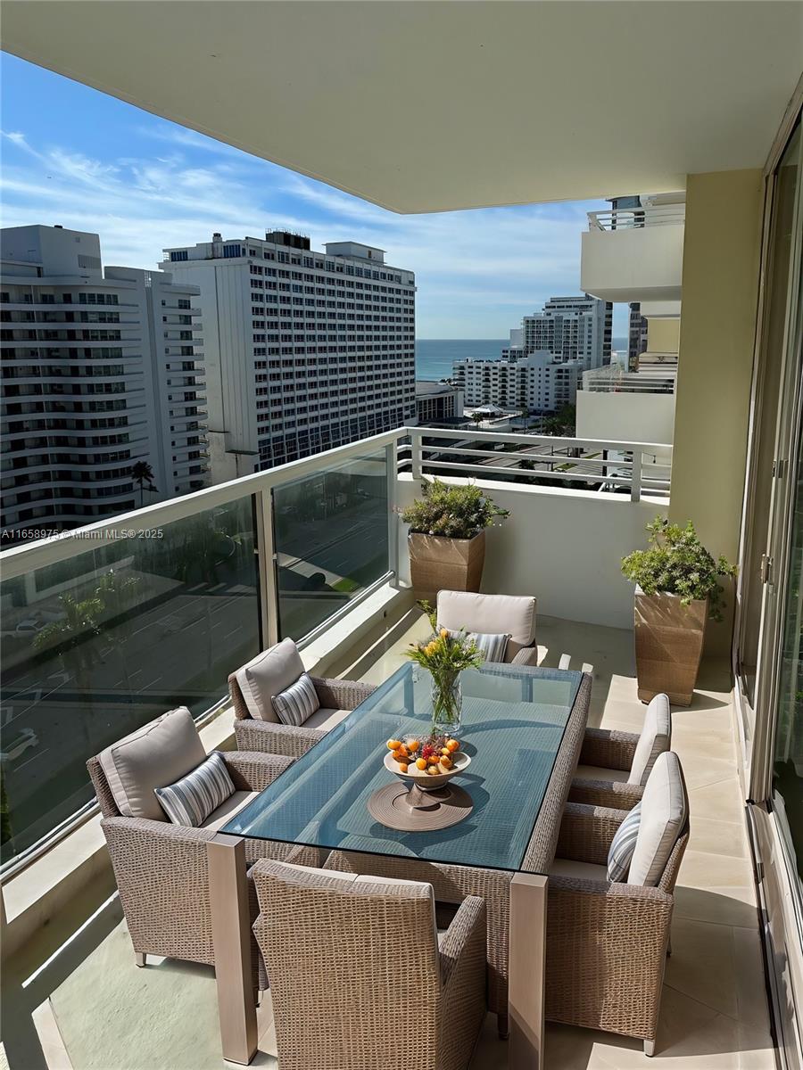 Property for Sale at 5600 Collins Ave 15B, Miami Beach, Miami-Dade County, Florida - Bedrooms: 2 
Bathrooms: 2  - $629,000