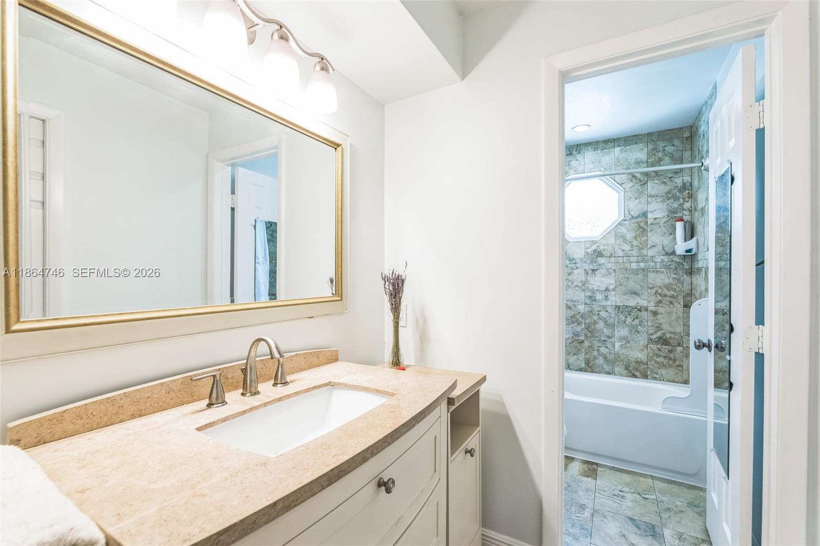 EMBASSY LAKES - Residential