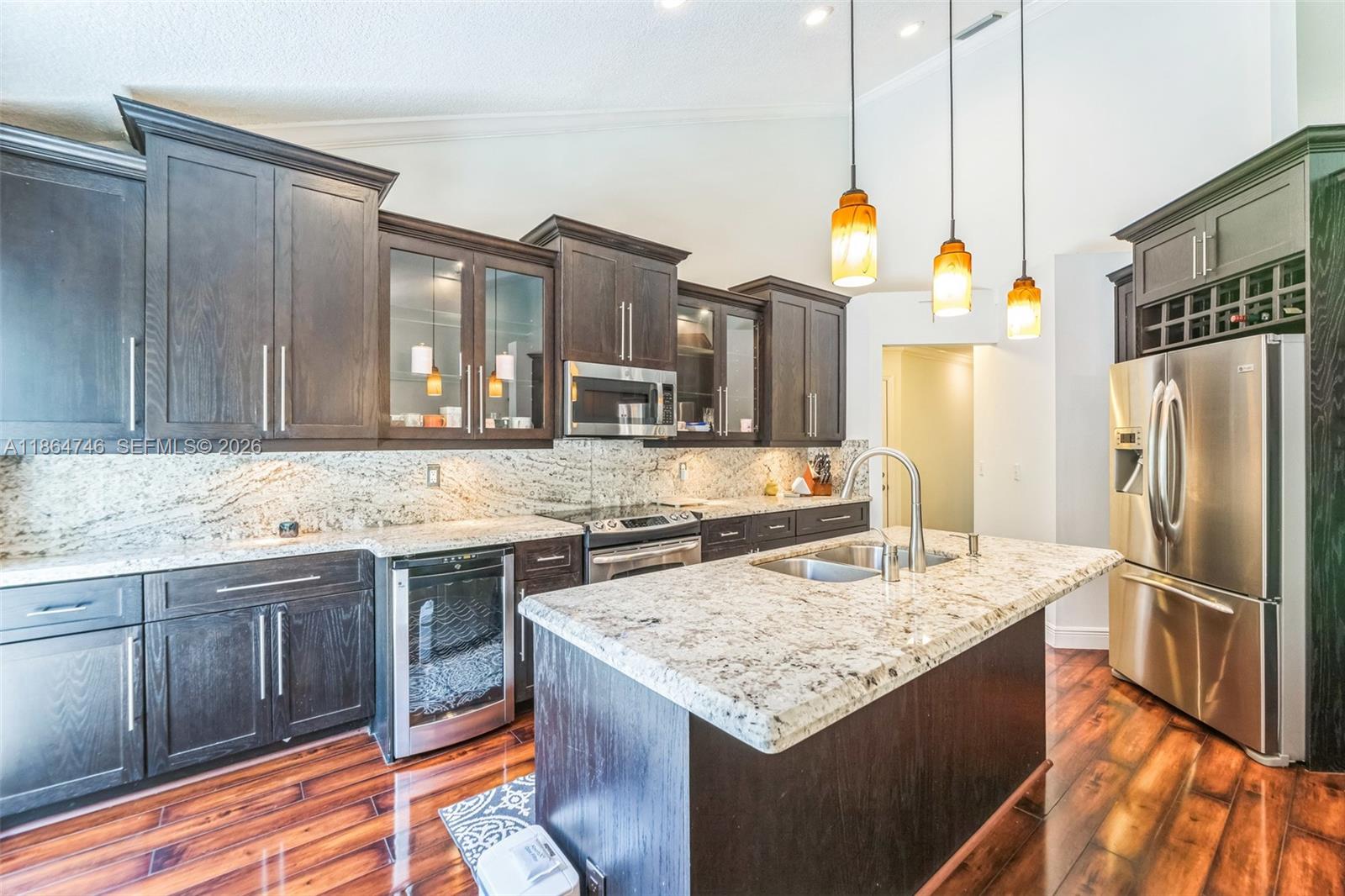 EMBASSY LAKES - Residential