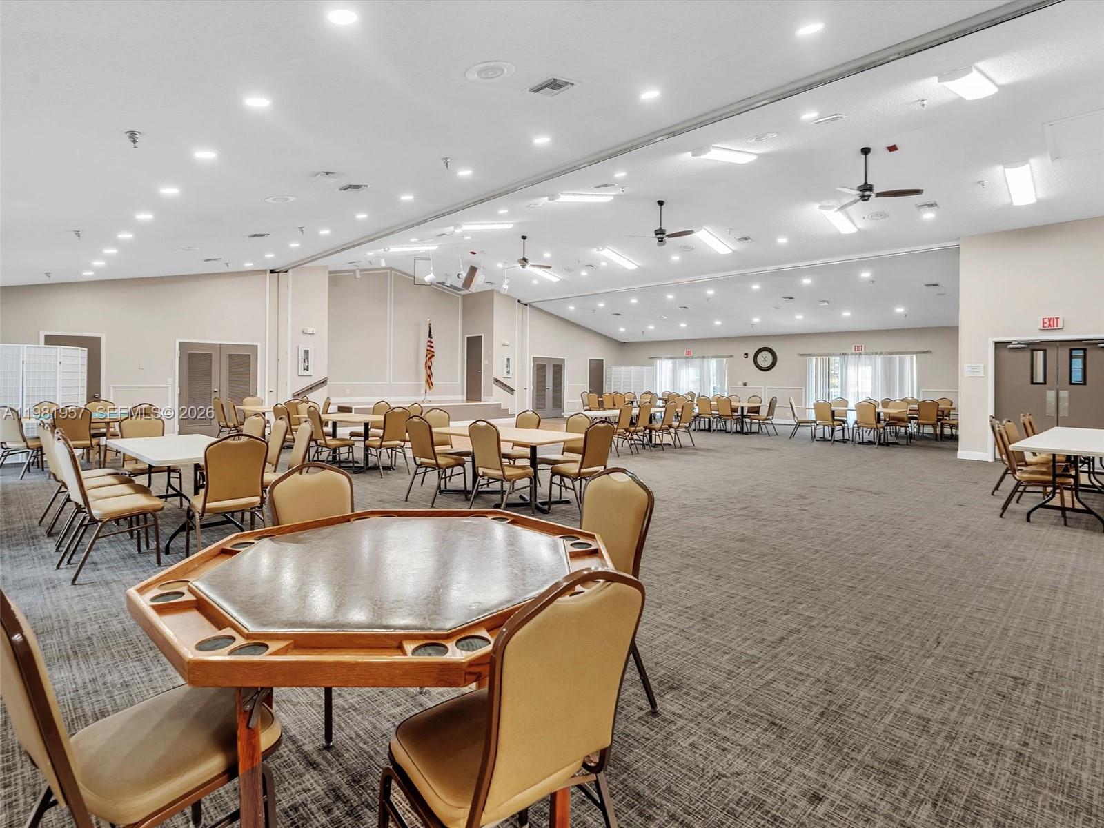 WHISPER WALK - Residential