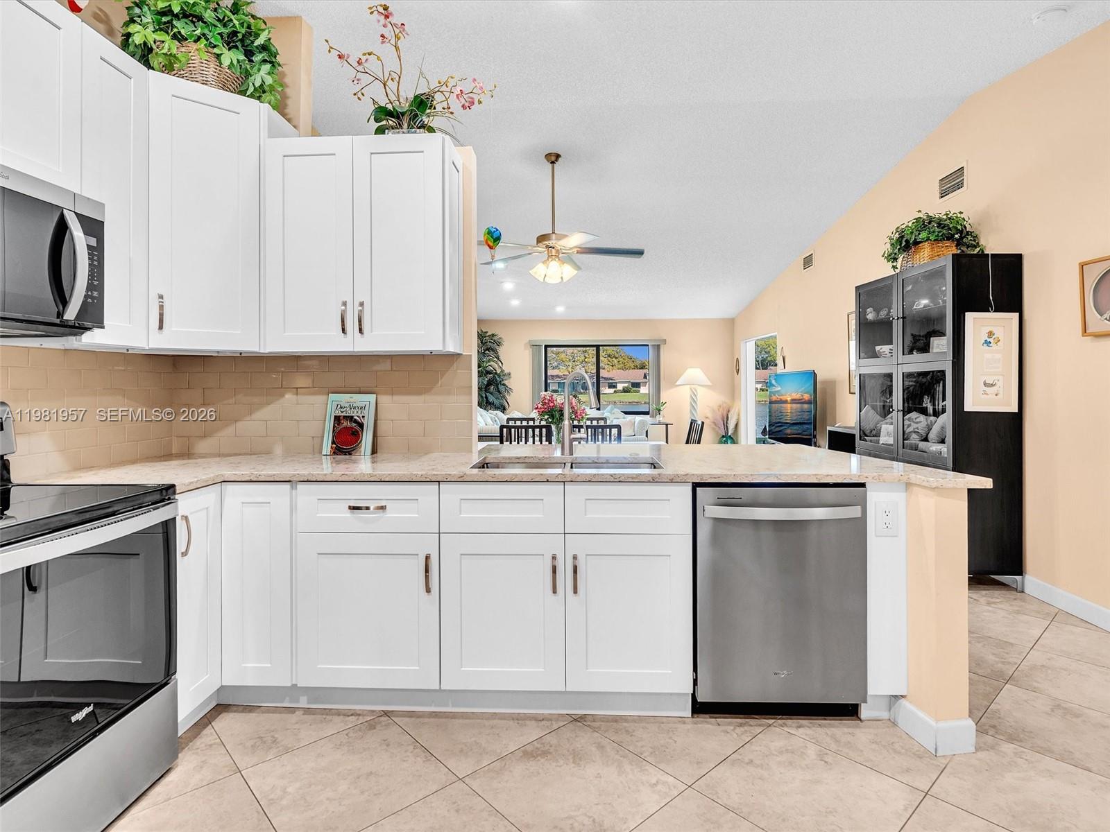 WHISPER WALK - Residential