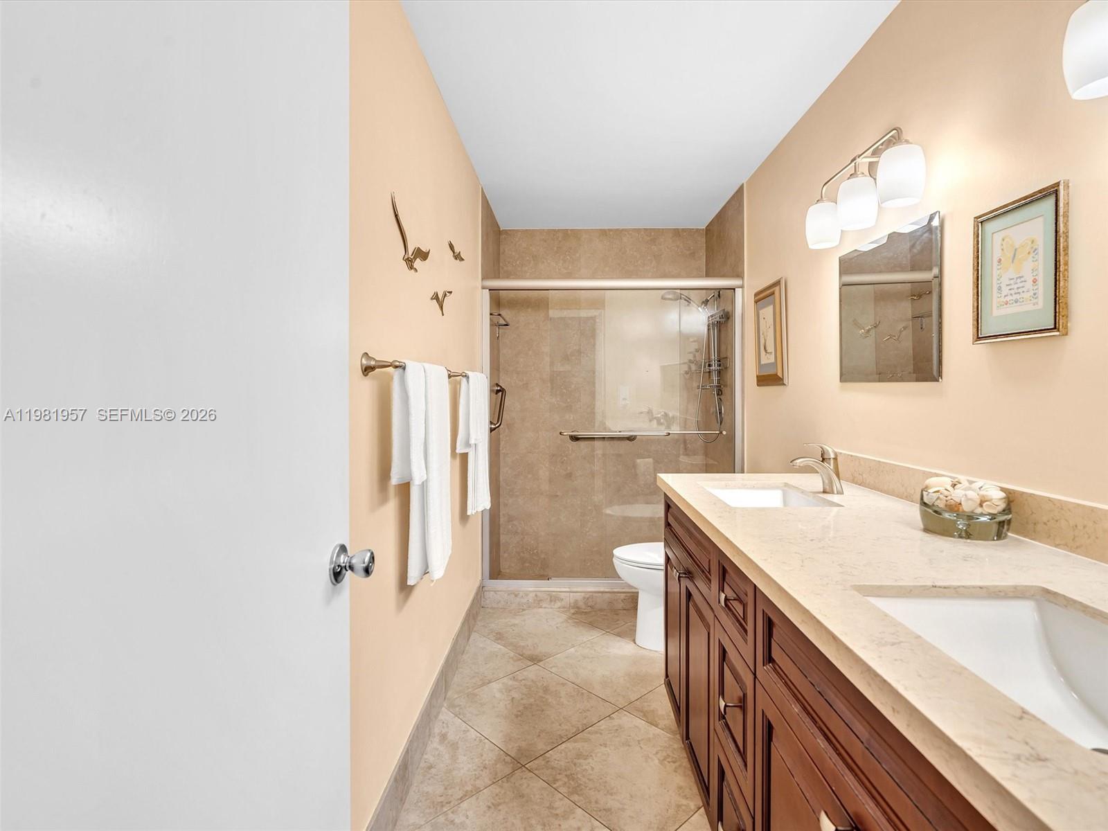 WHISPER WALK - Residential