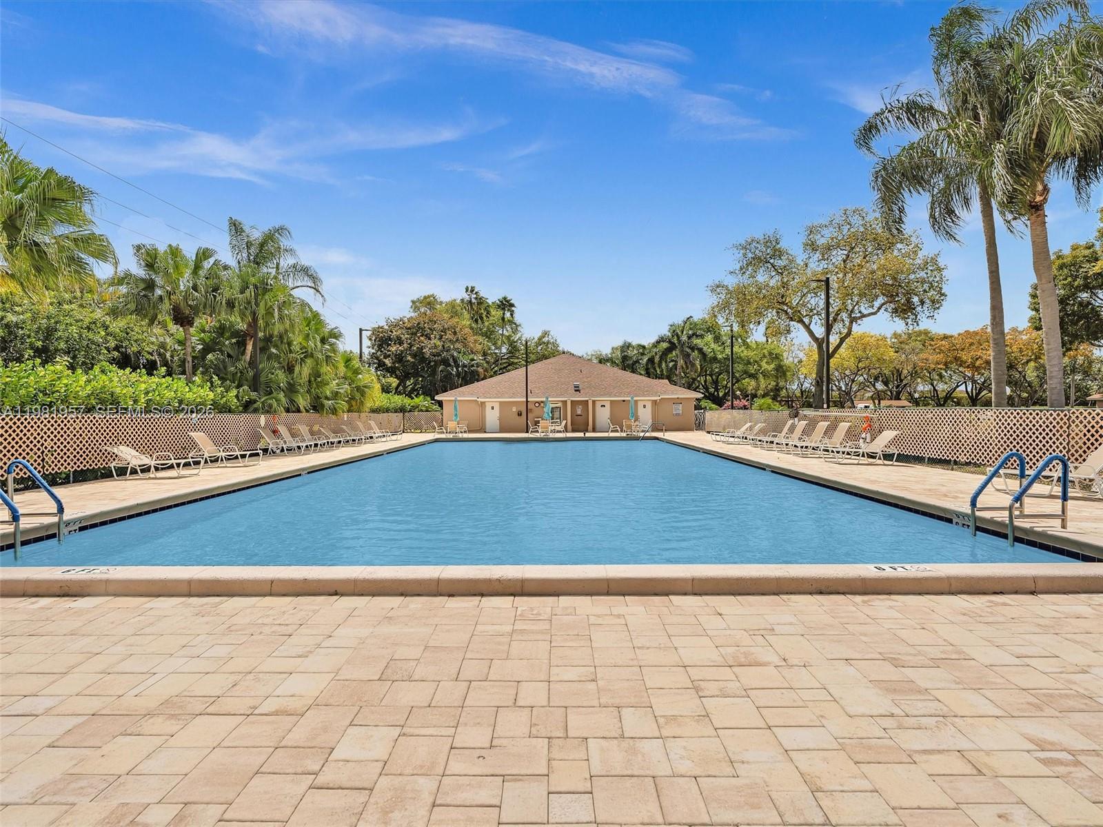 WHISPER WALK - Residential