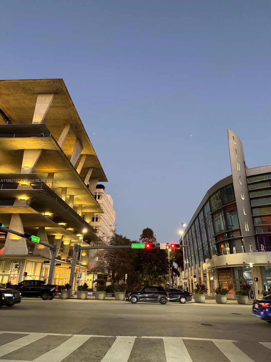 GOLDEN HOUSE CONDO - Residential