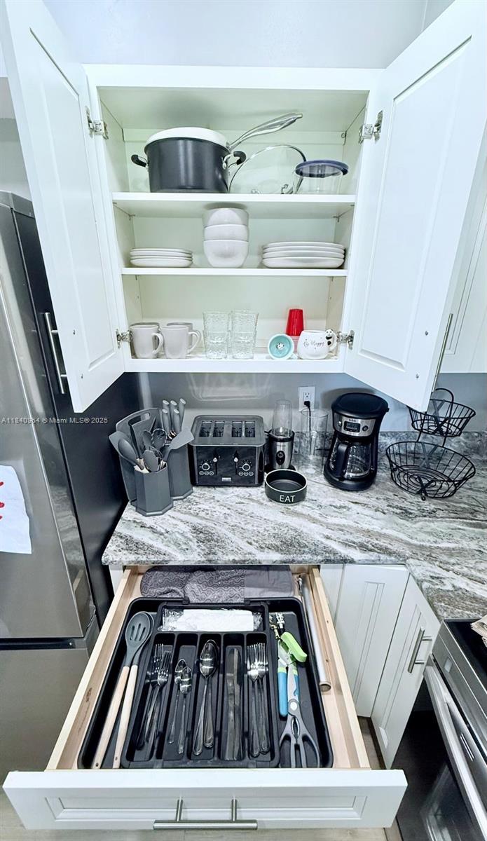 MIDPORT PLACE II, A CONDO - Residential Lease