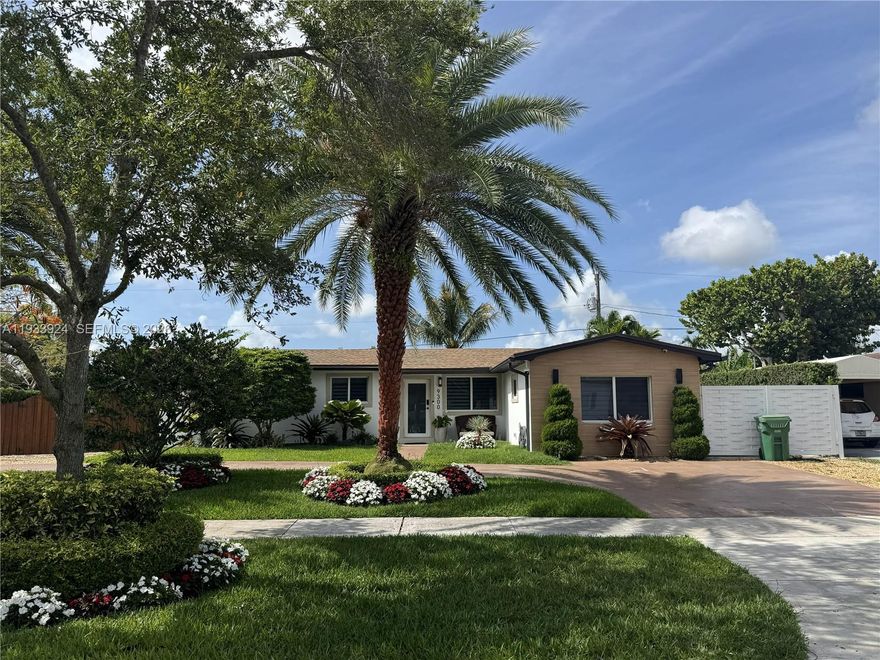 Stunning remodeled 3-bedroom, 2-bath pool home featuring an open-concept layout on a spacious corner lot in the heart of Cutler Bay. Situated on an 8,525 sq. ft. lot, this property offers central A/C with warranty, a whole-house gas generator, impact windows and doors, and security cameras throughout and more. The modern kitchen includes stainless steel appliances, plus a versatile additional room ideal for a den, library, or home office.