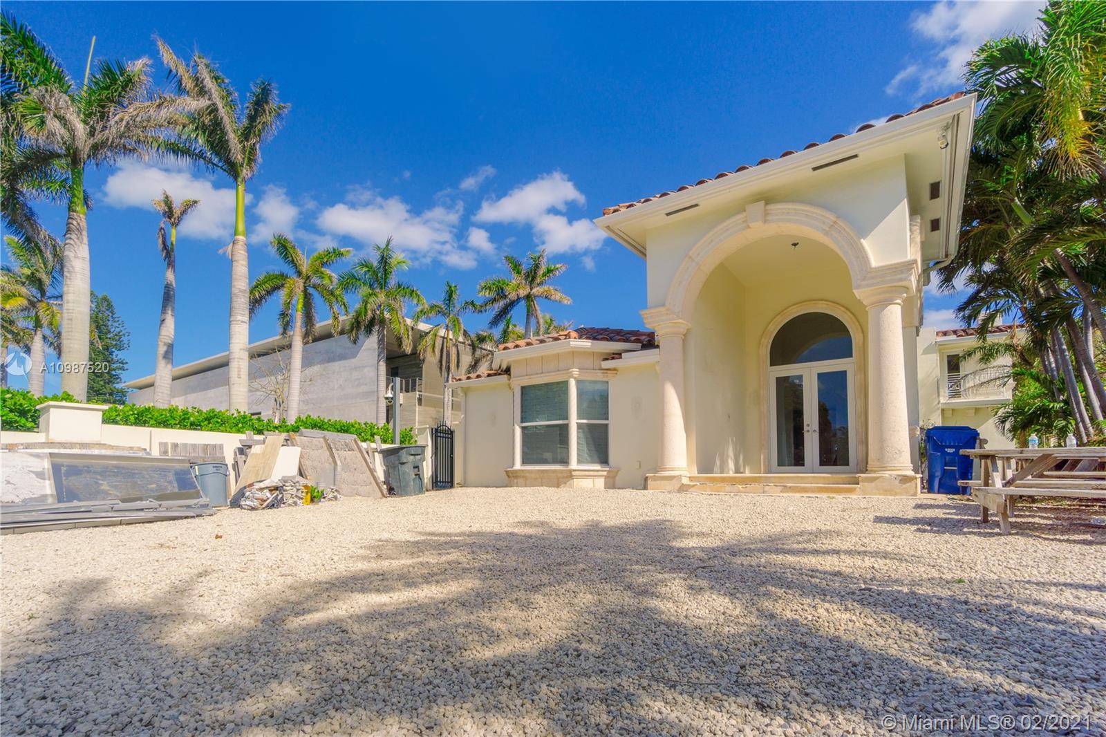 GOLDEN BEACH SEC B - Residential