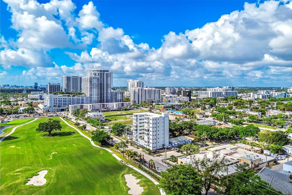 Photo of 1700 Pierce St #804, Hollywood, FL 33020 (MLS # A11993494)