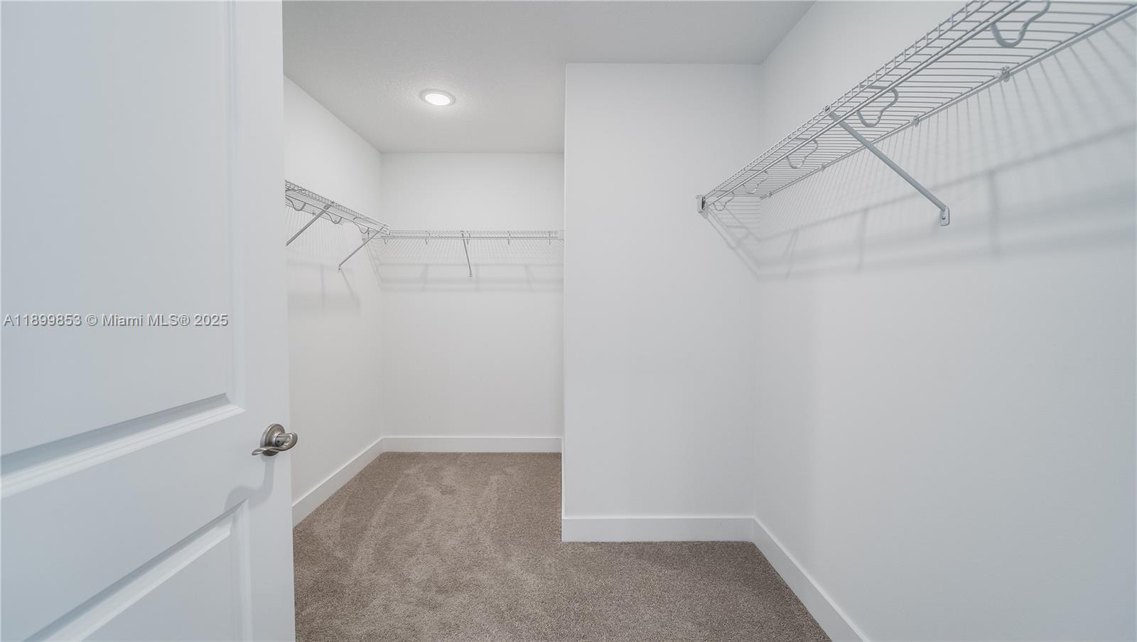 NEW AVONLEA 1ST - Residential Lease