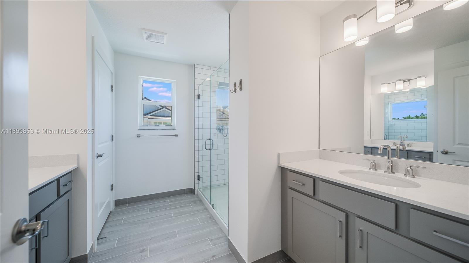 NEW AVONLEA 1ST - Residential Lease