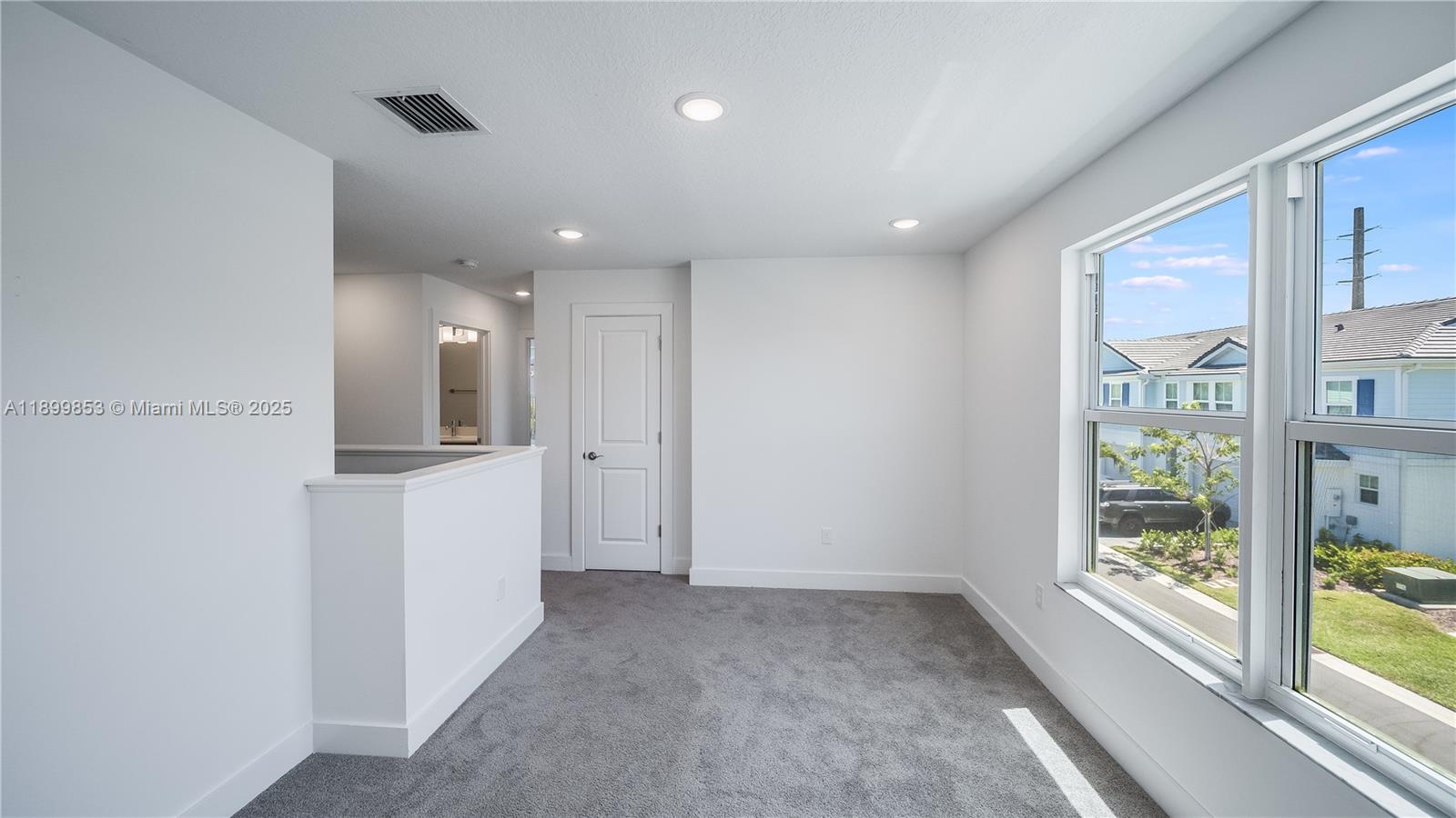 NEW AVONLEA 1ST - Residential Lease