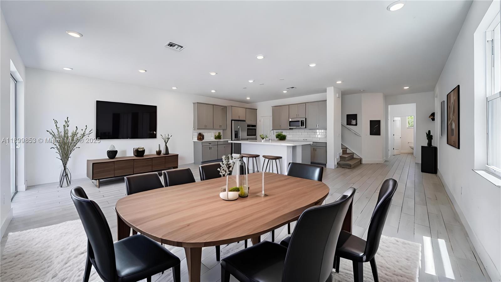 NEW AVONLEA 1ST - Residential Lease