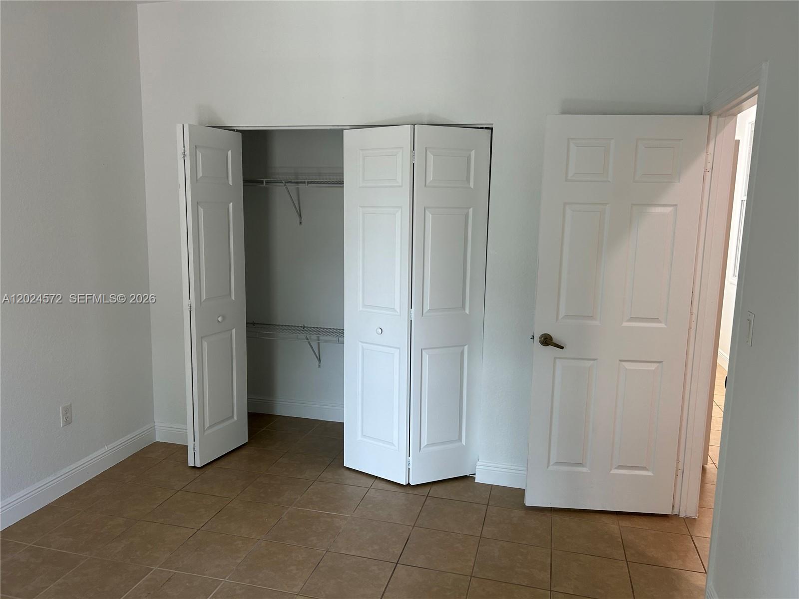 MEADOW PINES - Residential Lease