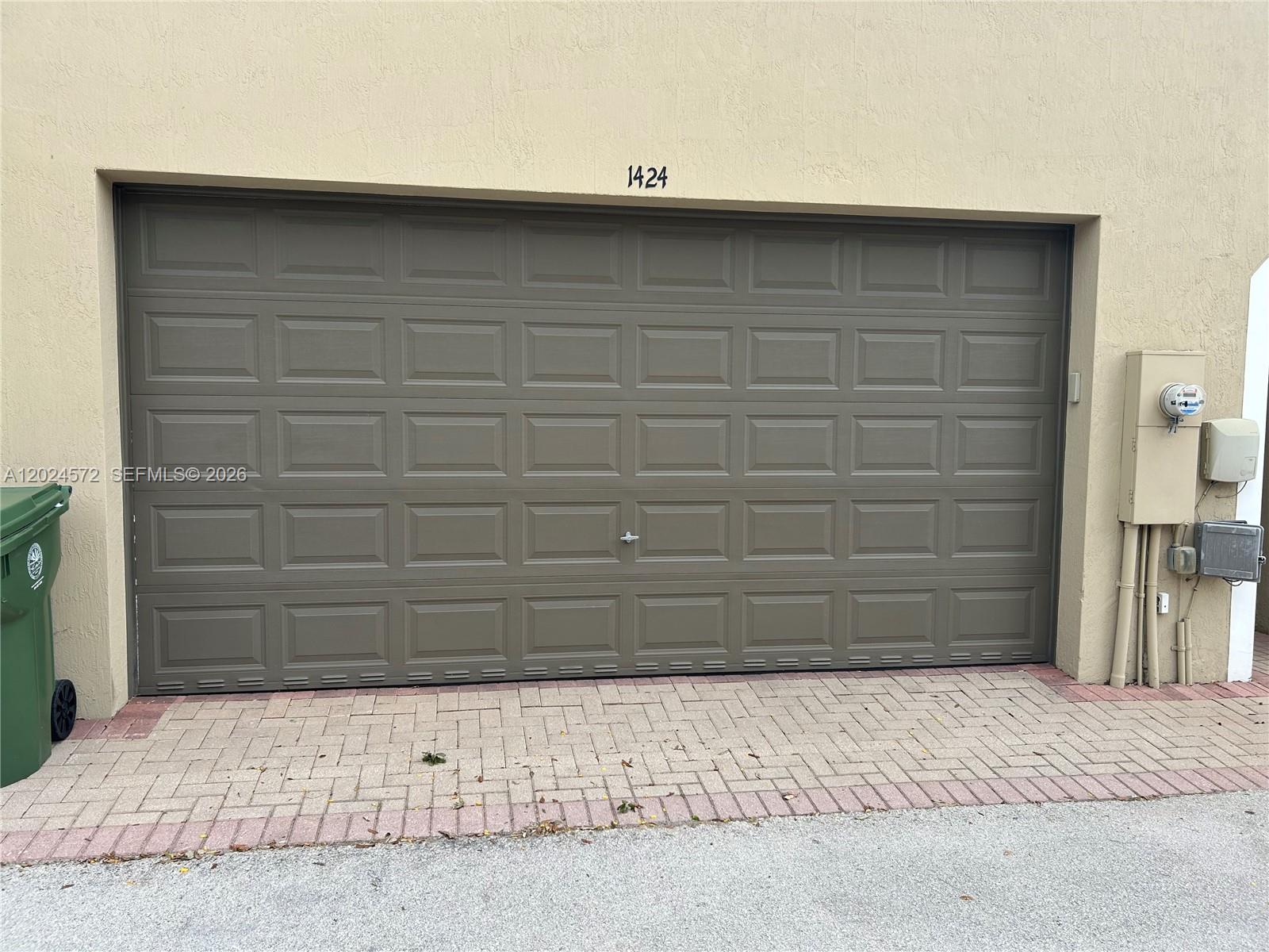 MEADOW PINES - Residential Lease