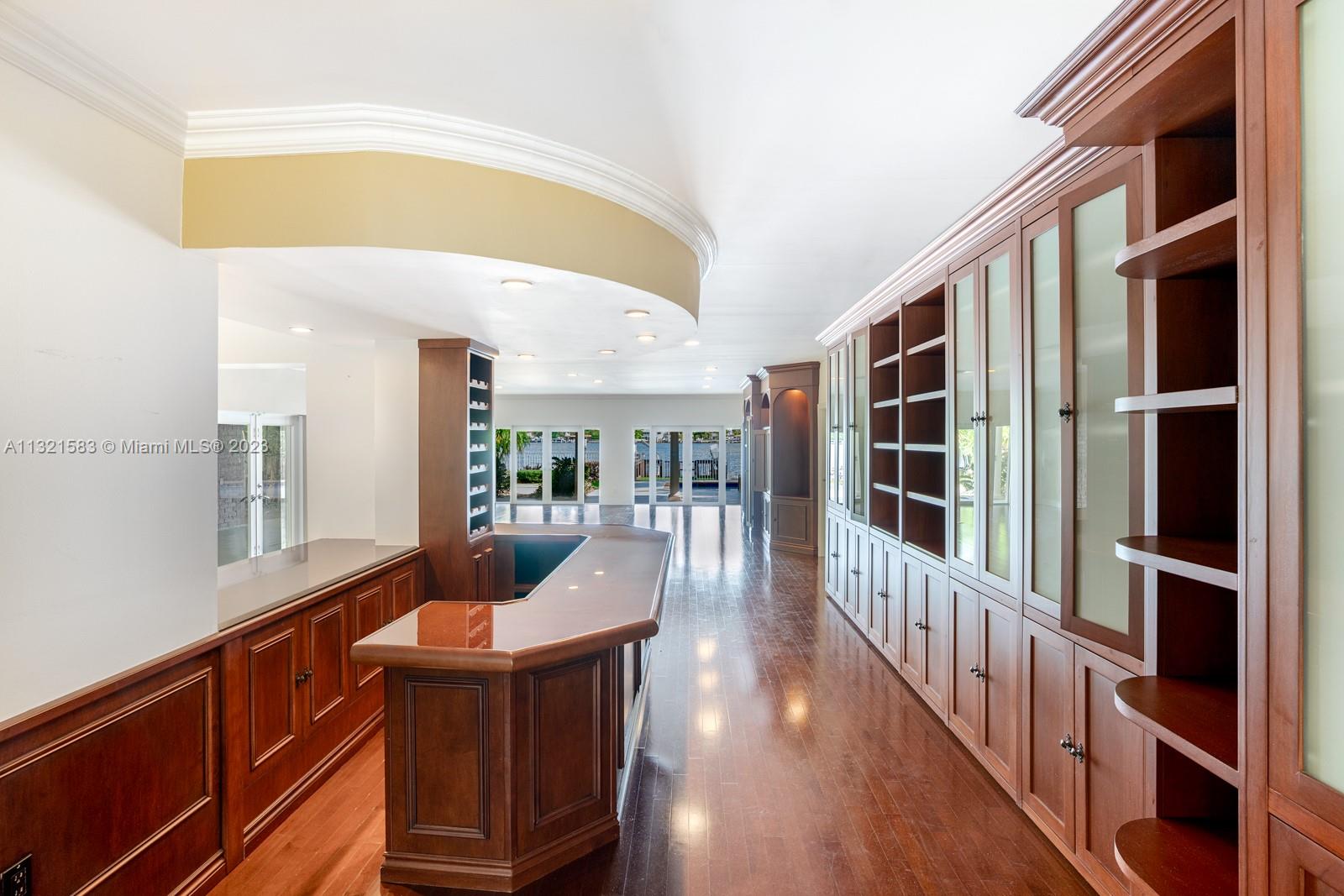 BISCAYNE POINT - Residential