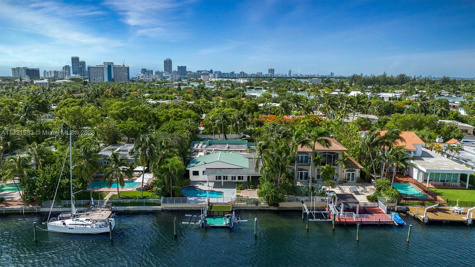 BISCAYNE POINT - Residential
