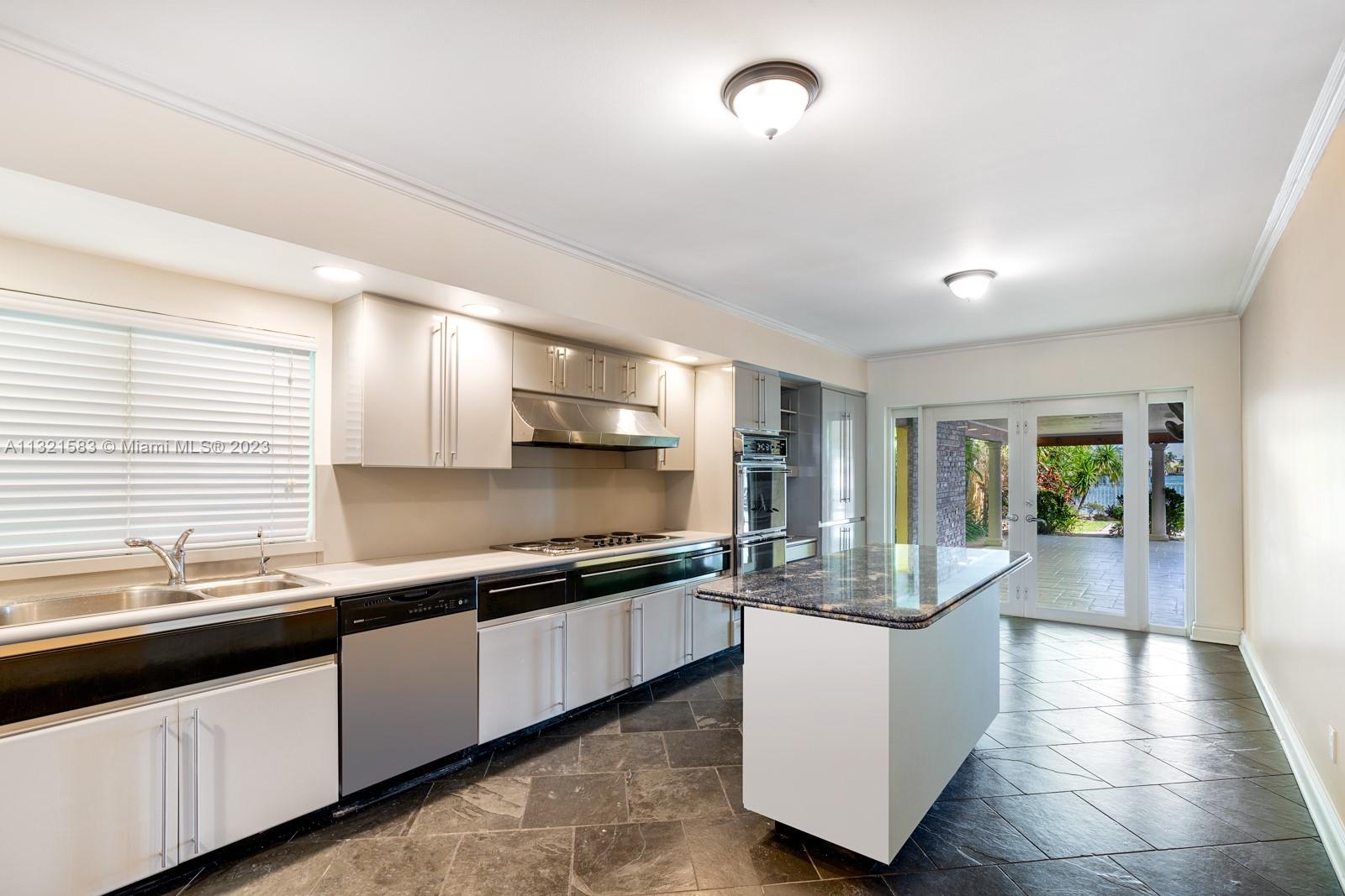 BISCAYNE POINT - Residential