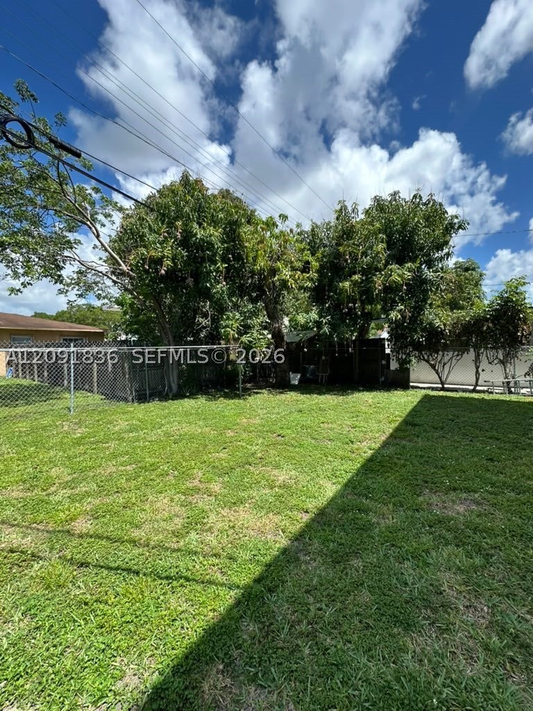 910 SW 29th Ave 1