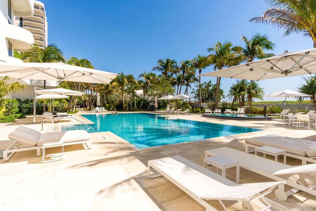 AKOYA CONDO - Residential