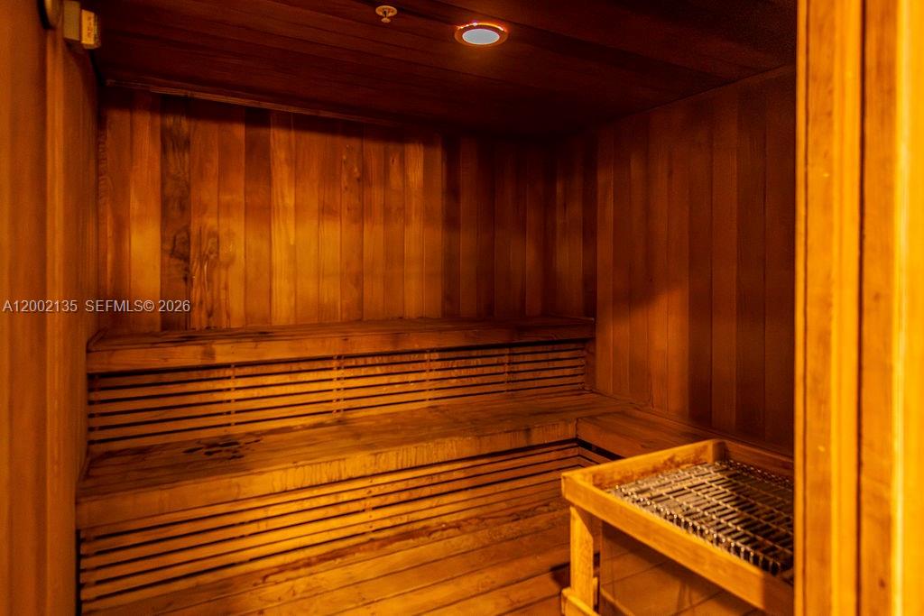 AKOYA CONDO - Residential