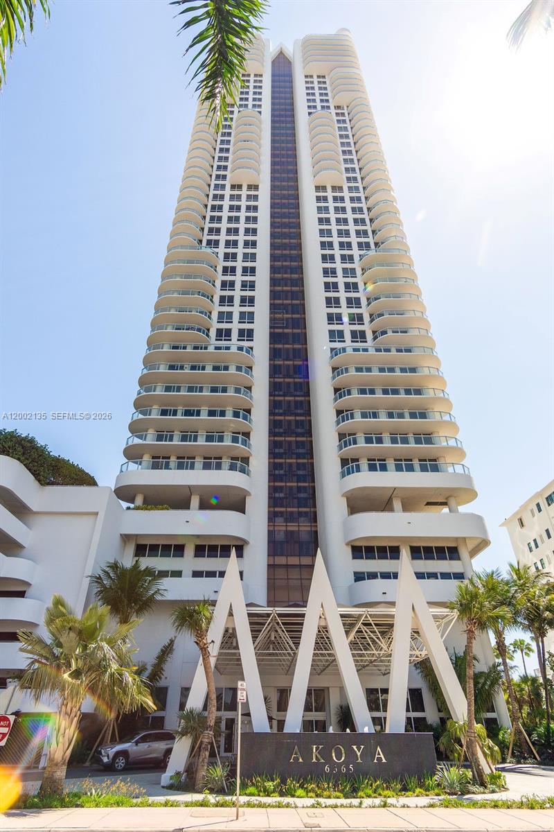 AKOYA CONDO - Residential