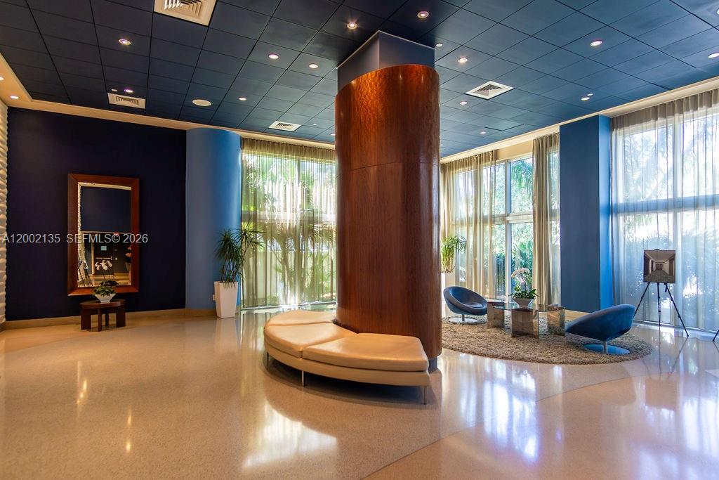 AKOYA CONDO - Residential