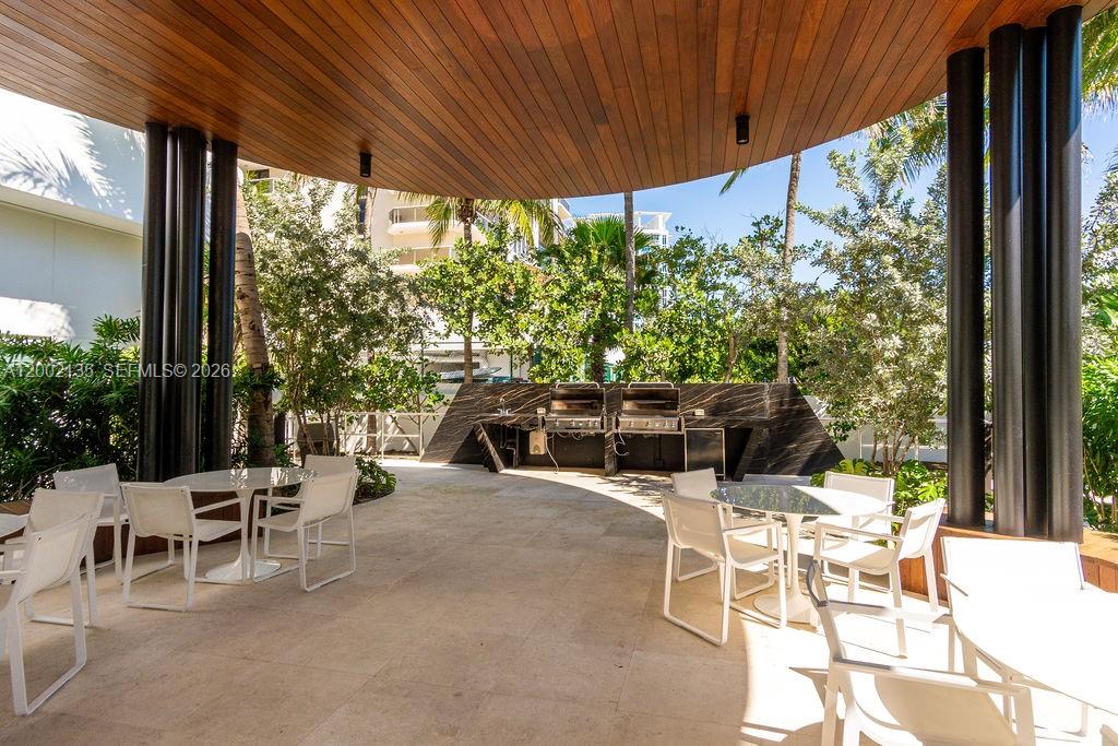 AKOYA CONDO - Residential