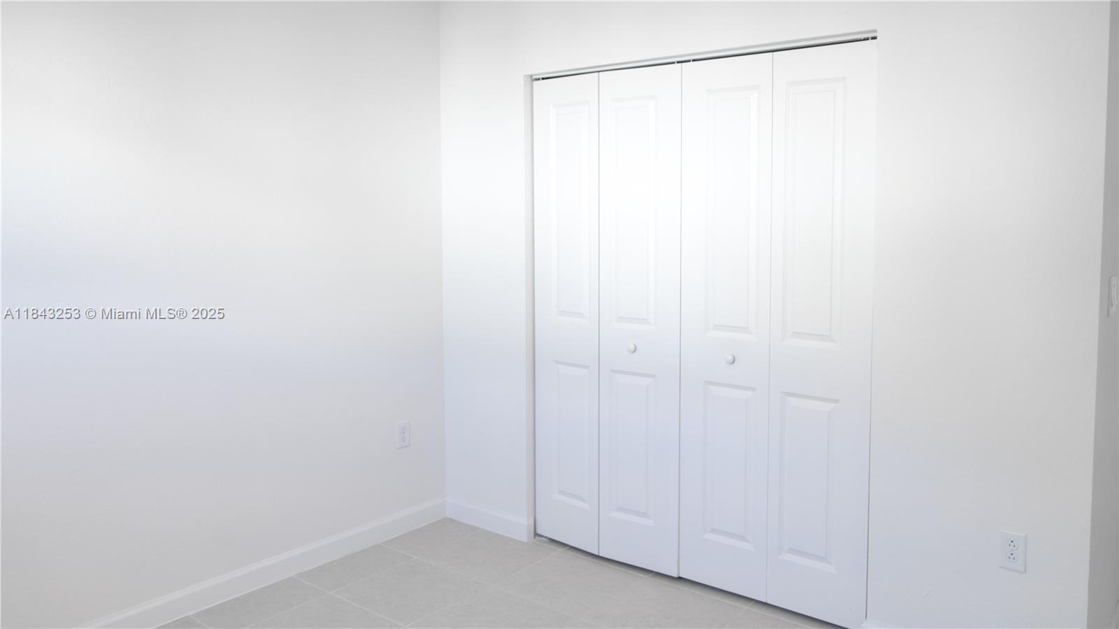 SALERNO COMMUNITY - Residential