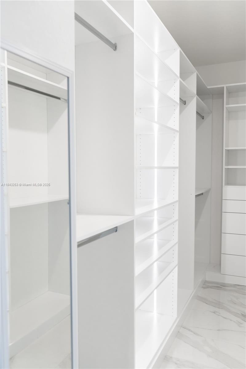 SALERNO COMMUNITY - Residential