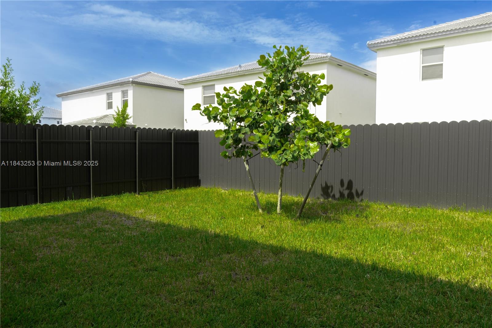 SALERNO COMMUNITY - Residential